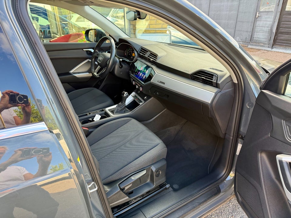 Audi Q3 45 TFSi e Attitude plus S-tr. 5d