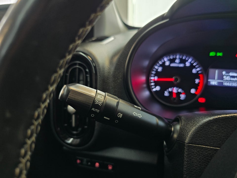 Kia Picanto 1,0 MPi Advance 5d