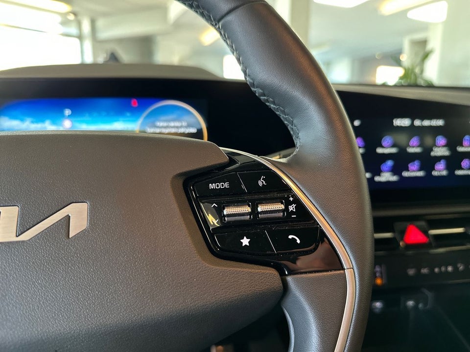 Kia Niro 64 EV Upgrade 5d