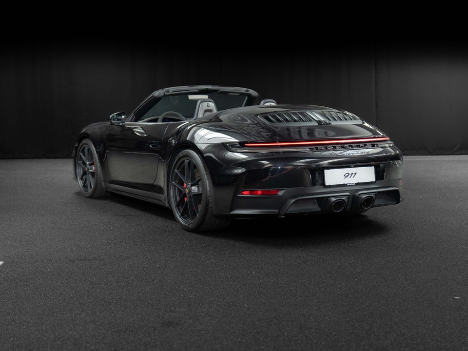 Porsche 911 Carrera 4 GTS 3,6 Cabriolet PDK 2d