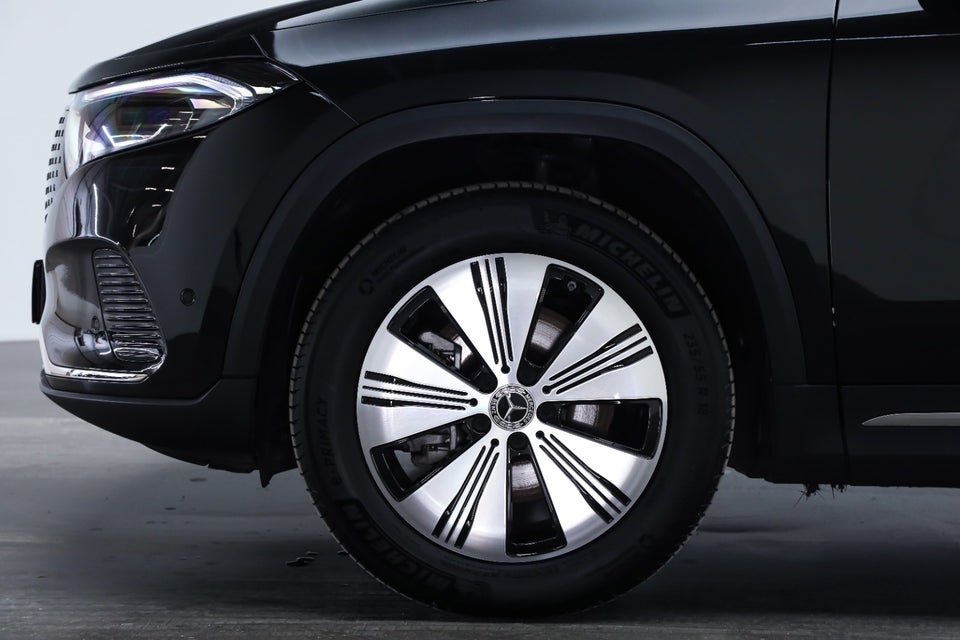 Mercedes EQA350 Progressive 4Matic 5d