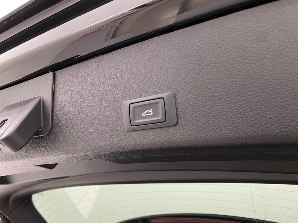 Audi e-tron 55 Advanced quattro 5d