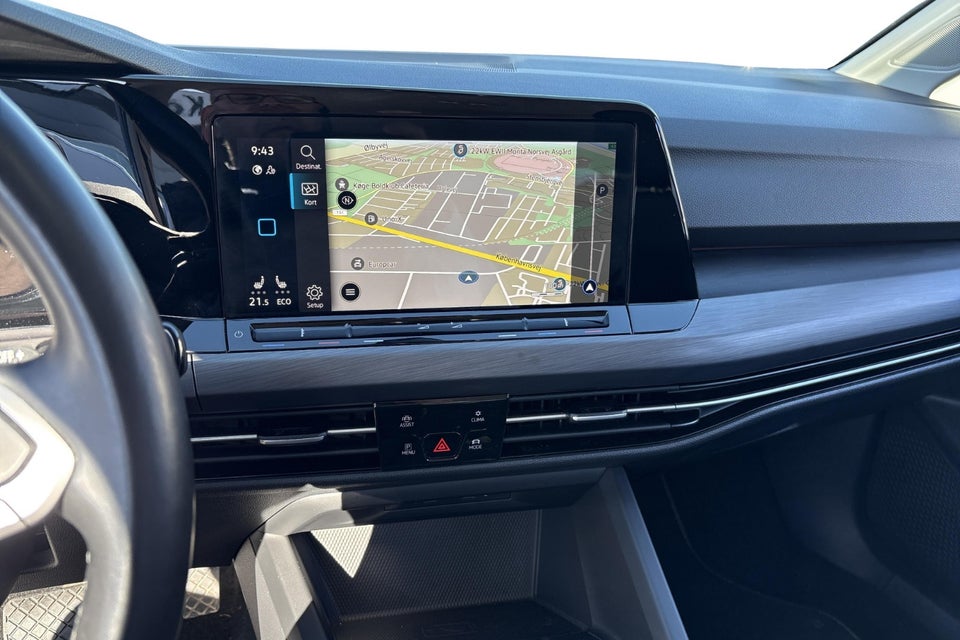 VW Golf VIII 1,4 eHybrid DSG 5d