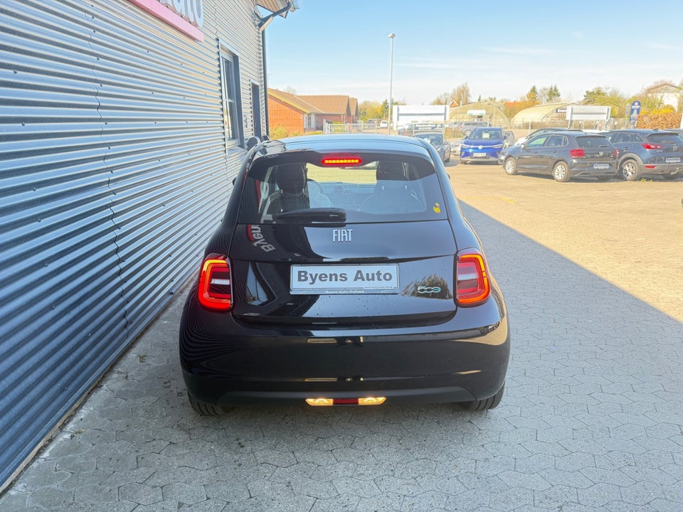 Fiat 500e 24 Action 3d