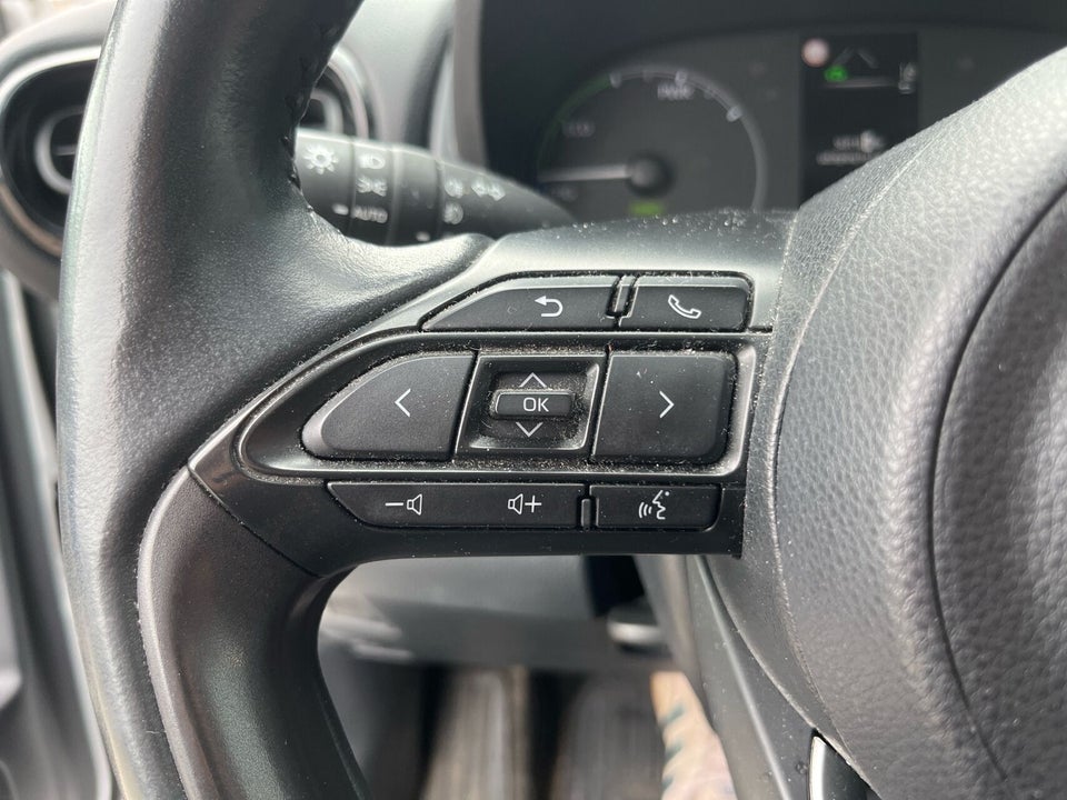 Toyota Yaris 1,5 Hybrid H3 Vision e-CVT 5d