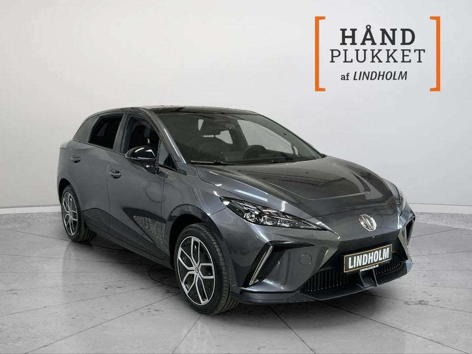 MG 4 77 Luxury Extended Range 5d