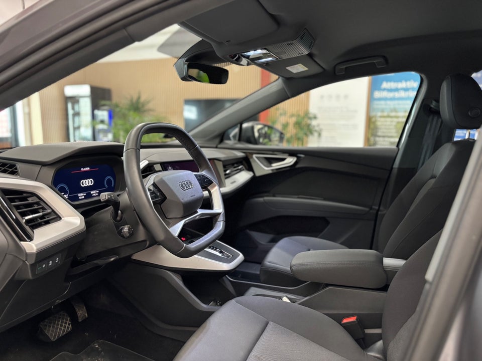 Audi Q4 e-tron 45 Progress 5d