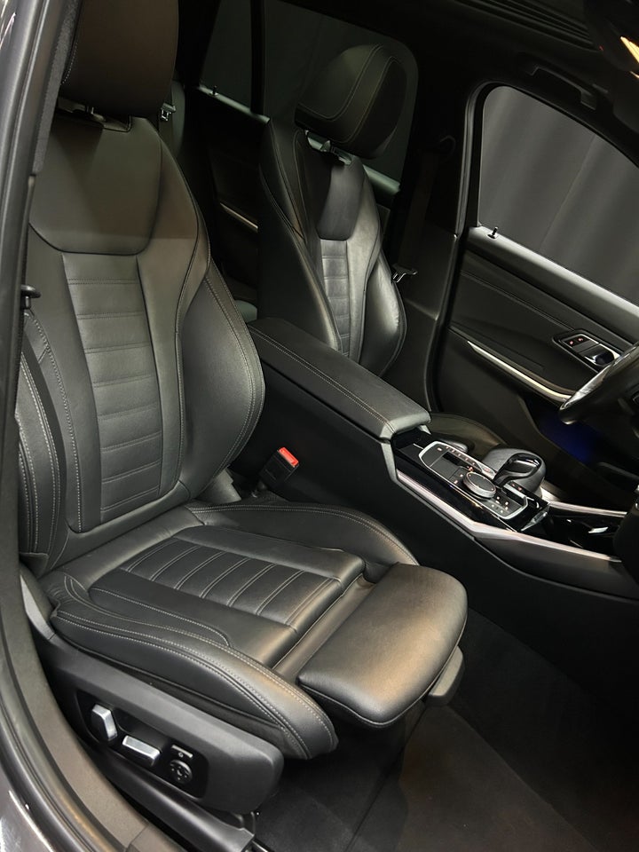 BMW 330d 3,0 Touring M-Sport xDrive aut. 5d