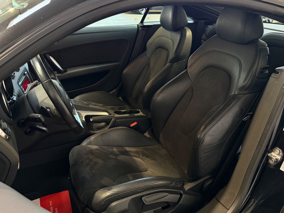 Audi TT 3,2 V6 Coupé quattro S-tr. 2d