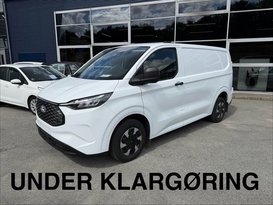 Ford E-Transit Custom 320 L1 64 Trend
