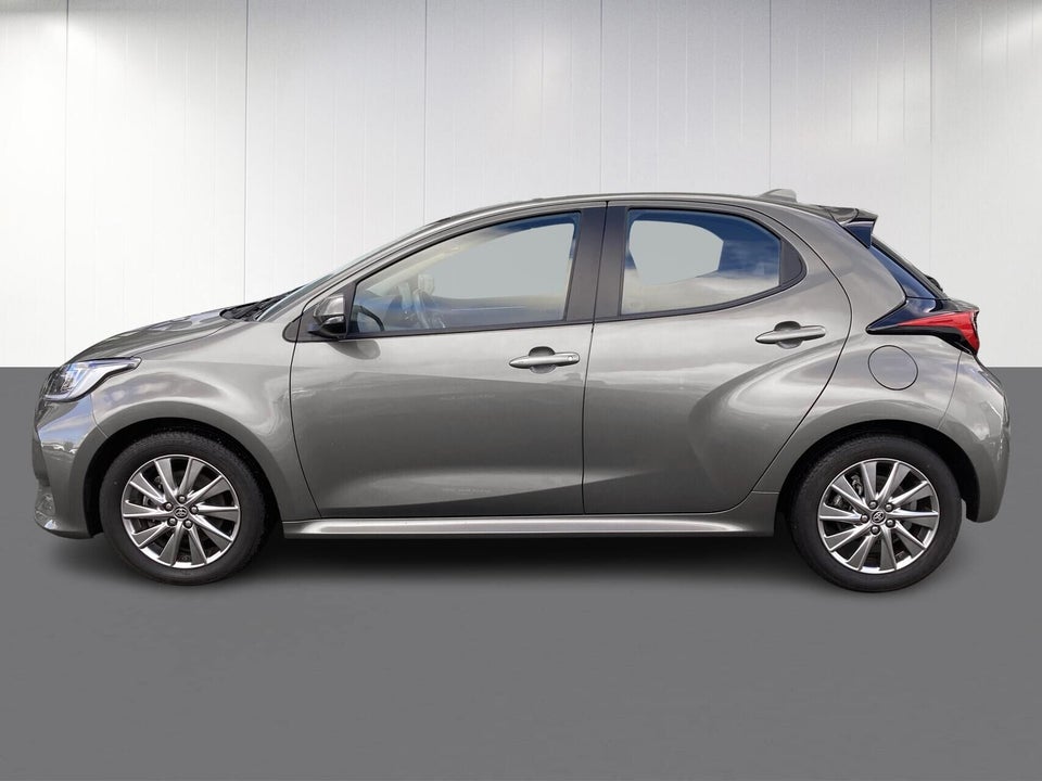 Toyota Yaris 1,5 Hybrid Active Tech e-CVT 5d