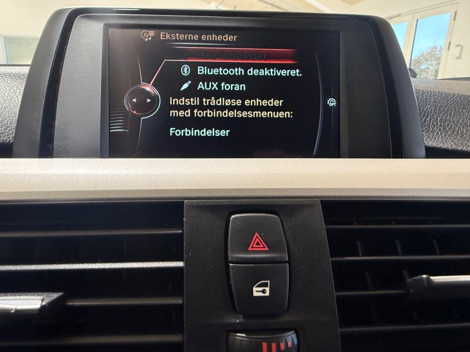 BMW 320d 2,0 Touring Advantage aut. 5d