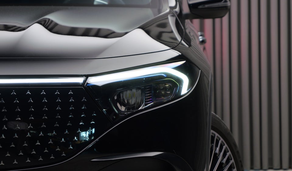 Mercedes EQB250+ AMG Line 5d