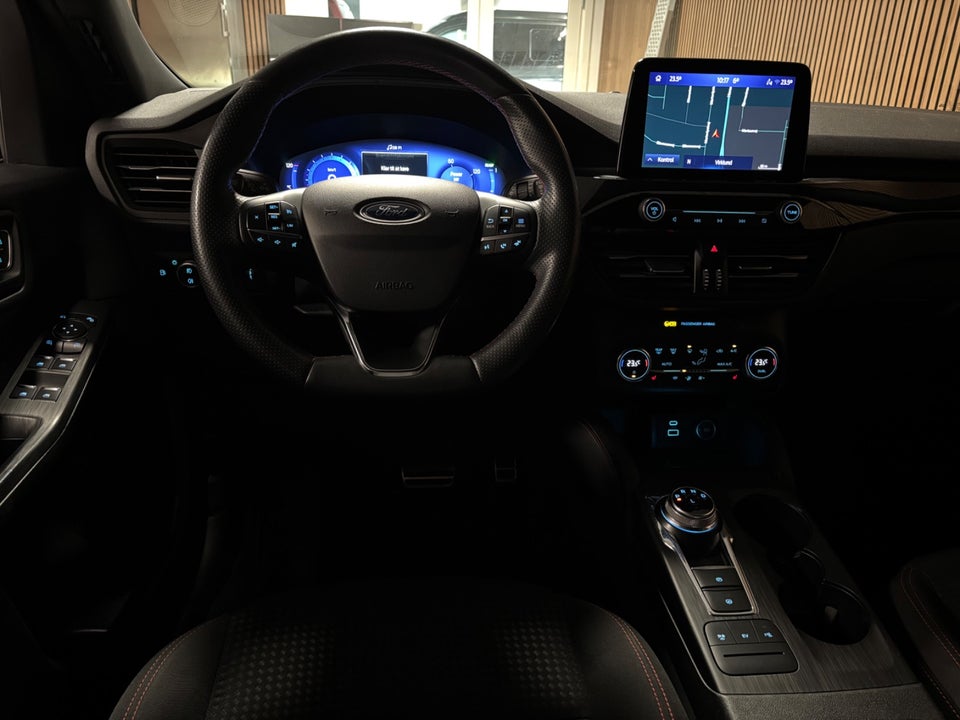 Ford Kuga 2,5 PHEV ST-Line CVT 5d