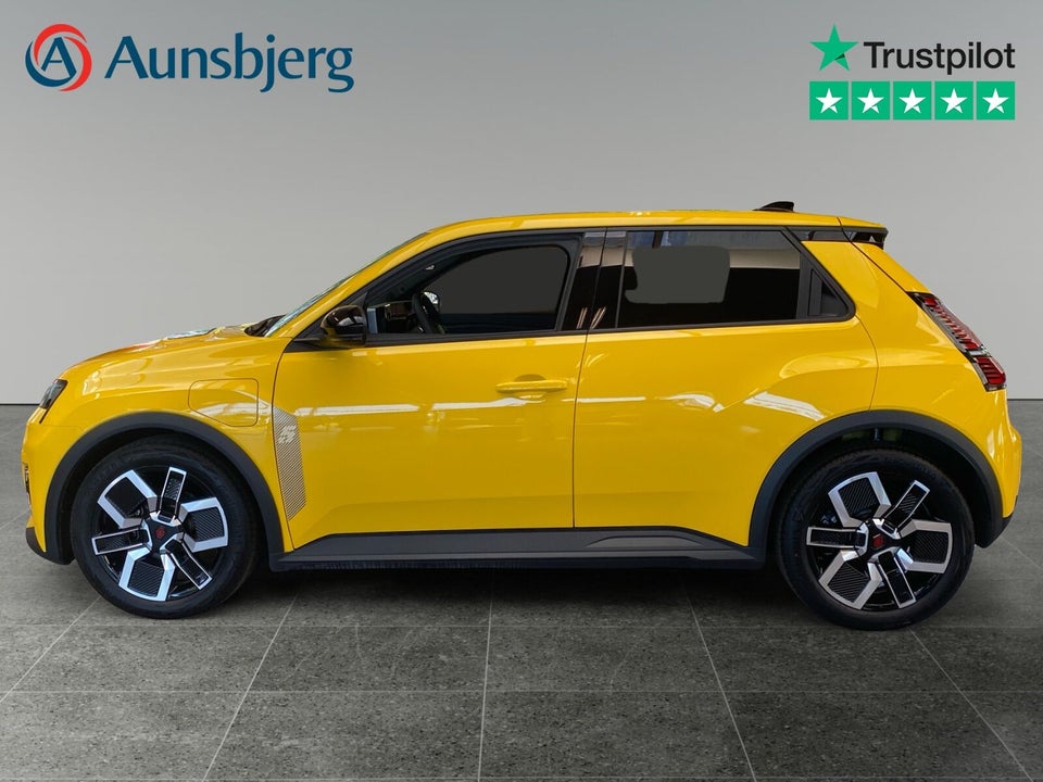 Renault 5 E-Tech 40 Techno 5d
