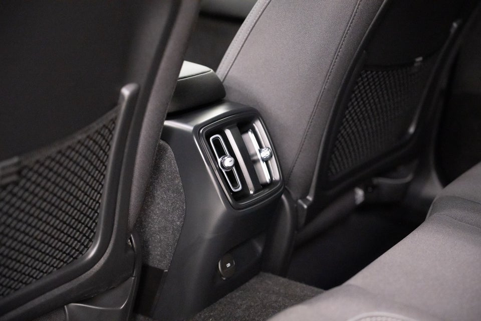 Volvo XC40 P6 ReCharge Core 5d