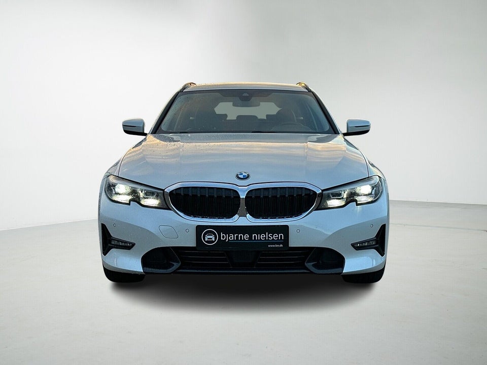 BMW 330e 2,0 Touring Sport Line aut. 5d