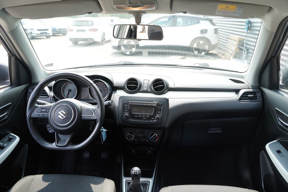 Suzuki Swift 1,2 Dualjet Club 5d