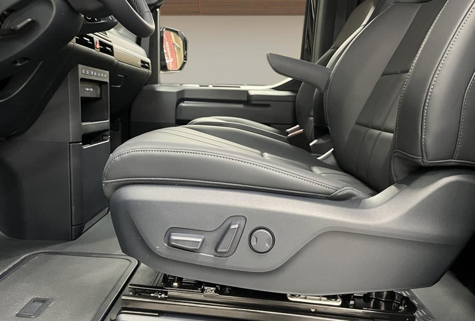 Kia PV5 71 Long Range Upgrade 5d