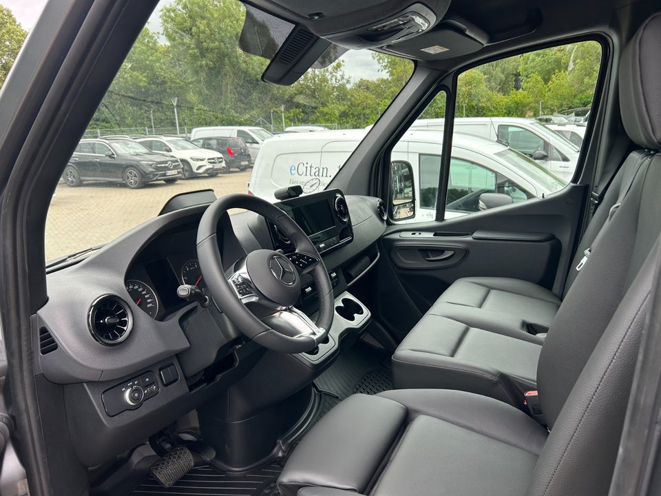 Mercedes Sprinter 317 2,0 CDi A2 Kassevogn PRO aut. RWD