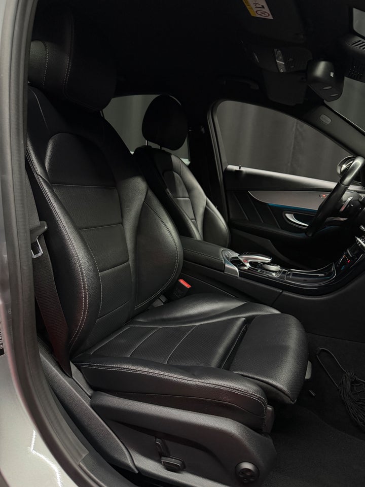 Mercedes C180 1,6 AMG Line aut. 4d