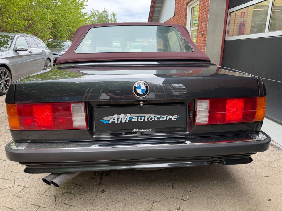 BMW 325i 2,5 Cabriolet 2d