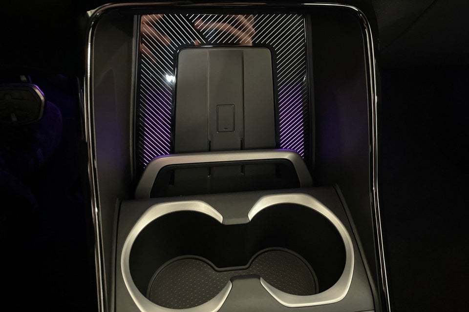 BMW iX2 eDrive20 M-Sport 5d