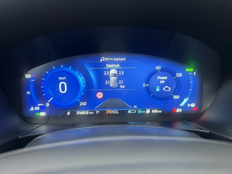 Ford Kuga 2,5 PHEV ST-Line CVT 5d