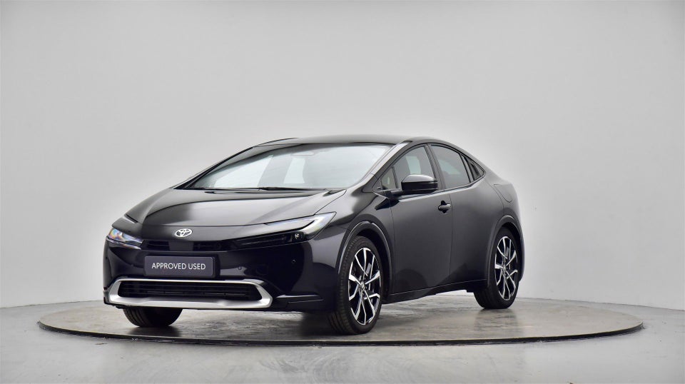 Toyota Prius 2,0 Plug-in Hybrid Elegant 5d