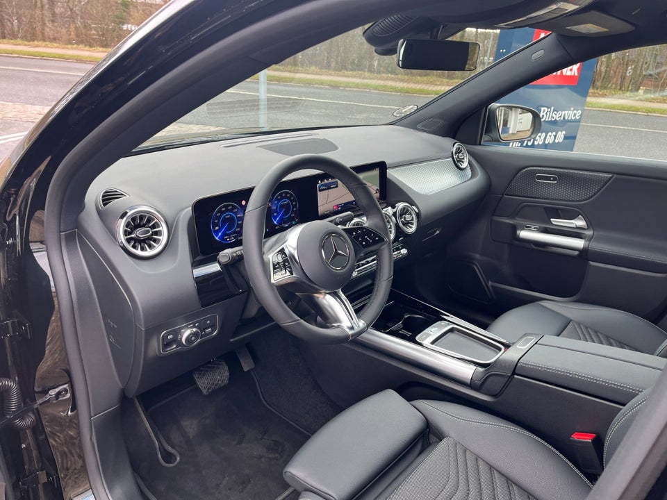 Mercedes EQA250 Progressive Advance 5d