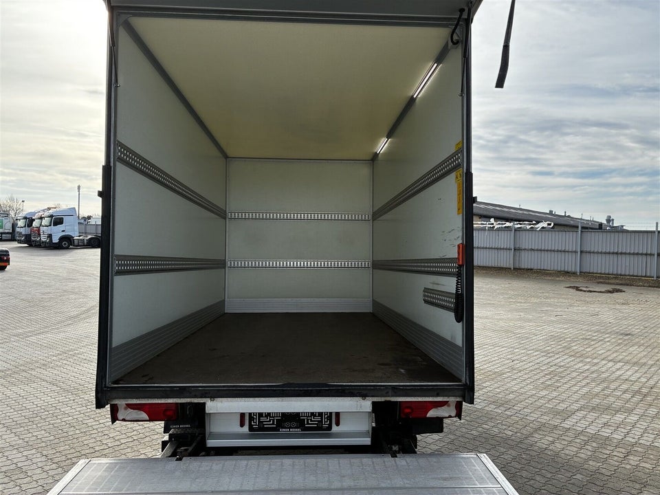 Mercedes Sprinter 317 2,0 CDi Alukasse m/lift aut. RWD 2d