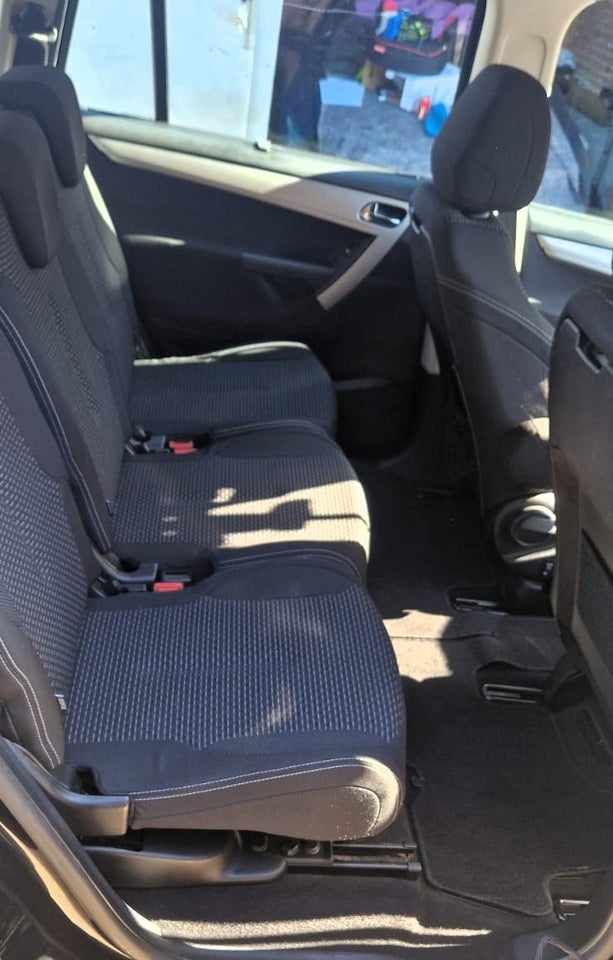 Citroën Grand C4 Picasso 2,0 HDi 136 Exclusive E6G 7prs 5d