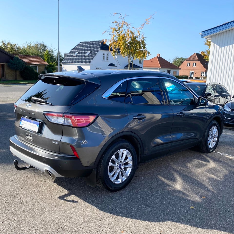 Ford Kuga 2,5 PHEV Titanium X CVT 5d