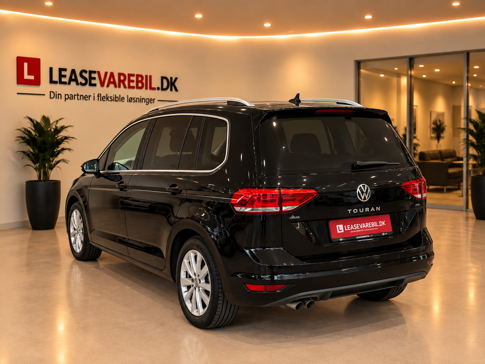 VW Touran 2,0 TDi 150 Highline DSG Van 5d
