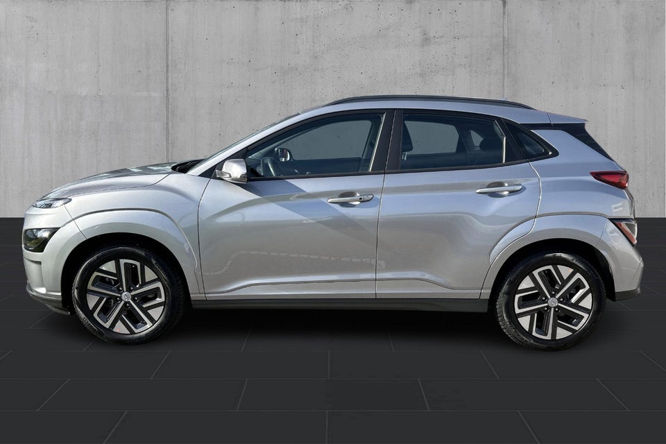 Hyundai Kona 39 EV Essential 5d