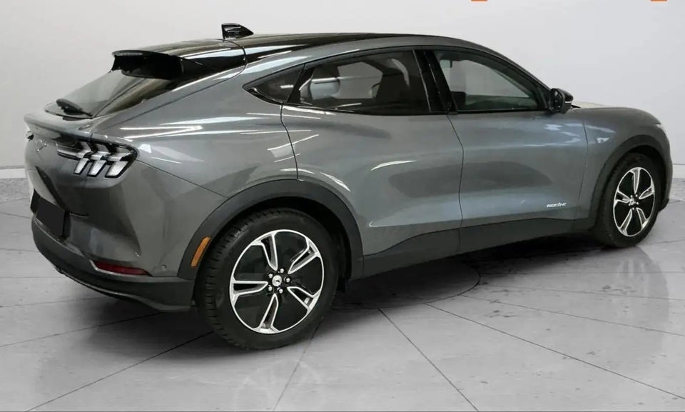 Ford Mustang Mach-E 75 Standard Range 5d