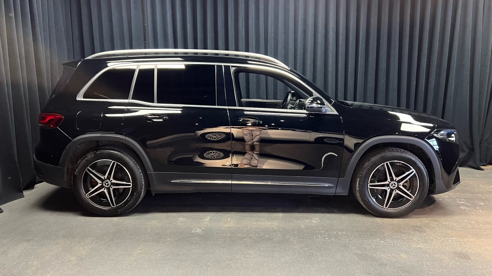 Mercedes EQB250+ AMG Line 5d