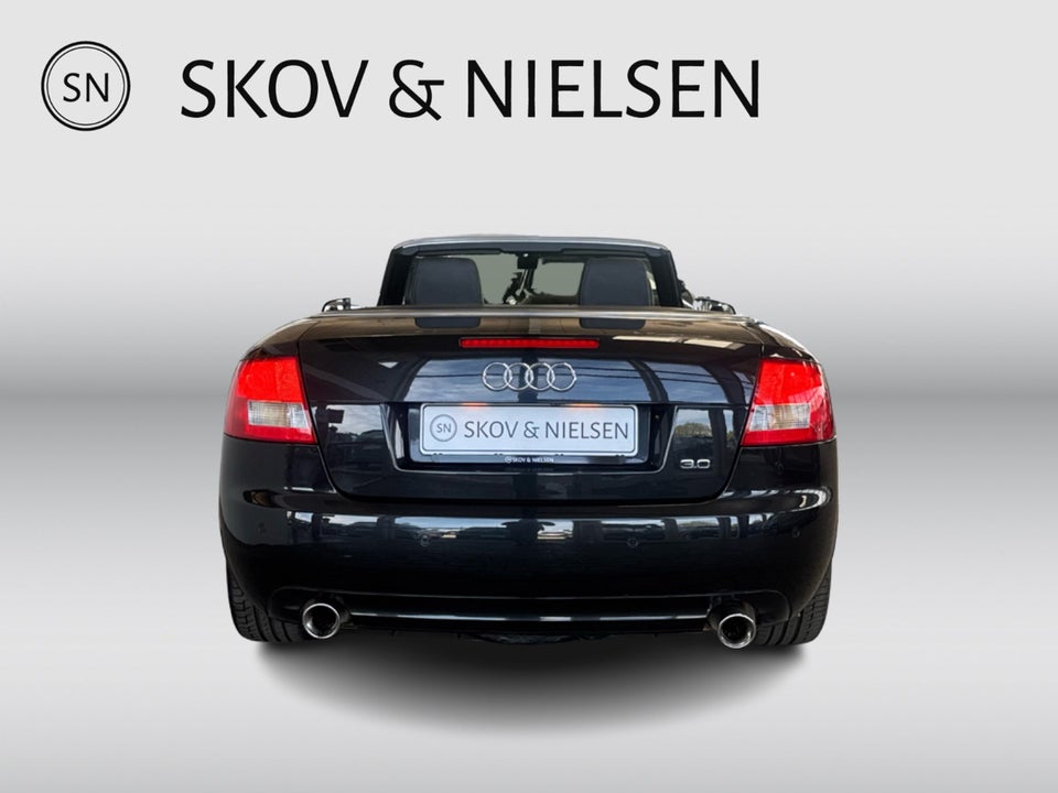 Audi A4 3,0 V6 Cabriolet Multitr. 2d