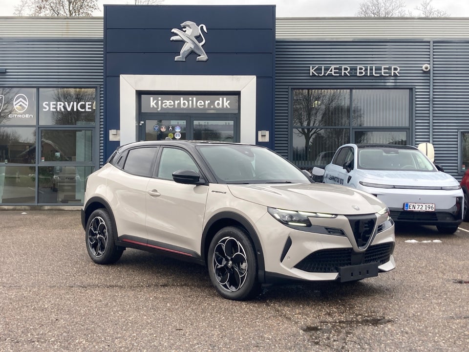 Alfa Romeo Junior Elettrica Speciale 5d