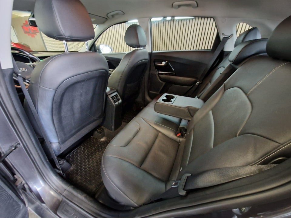 Kia Niro 1,6 PHEV Advance DCT 5d