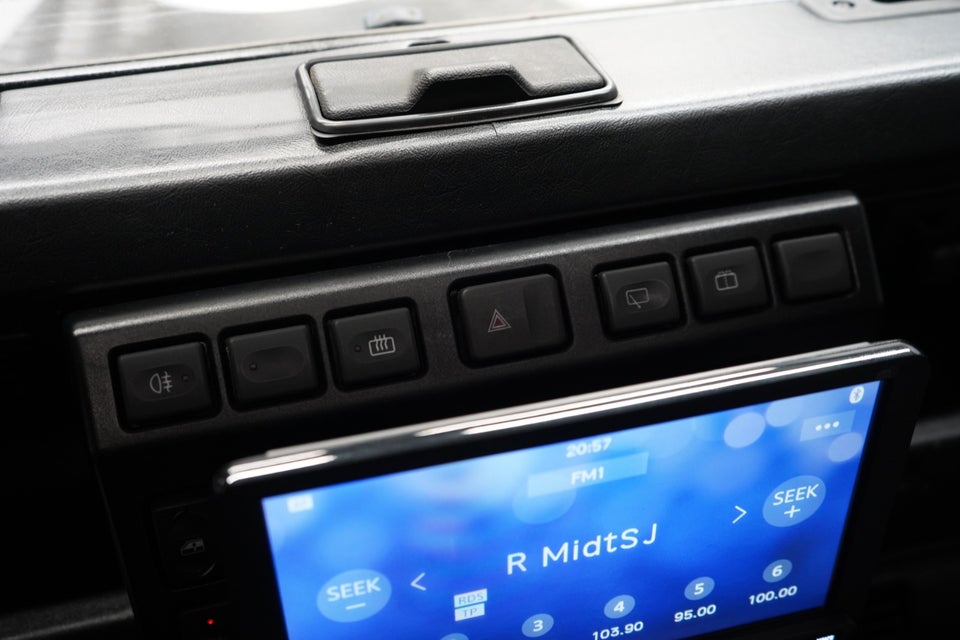 Land Rover Defender 90 2,5 TD5 Hard Top 3d