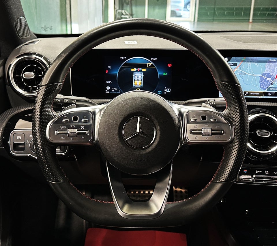 Mercedes A200 1,3 AMG Line aut. 5d