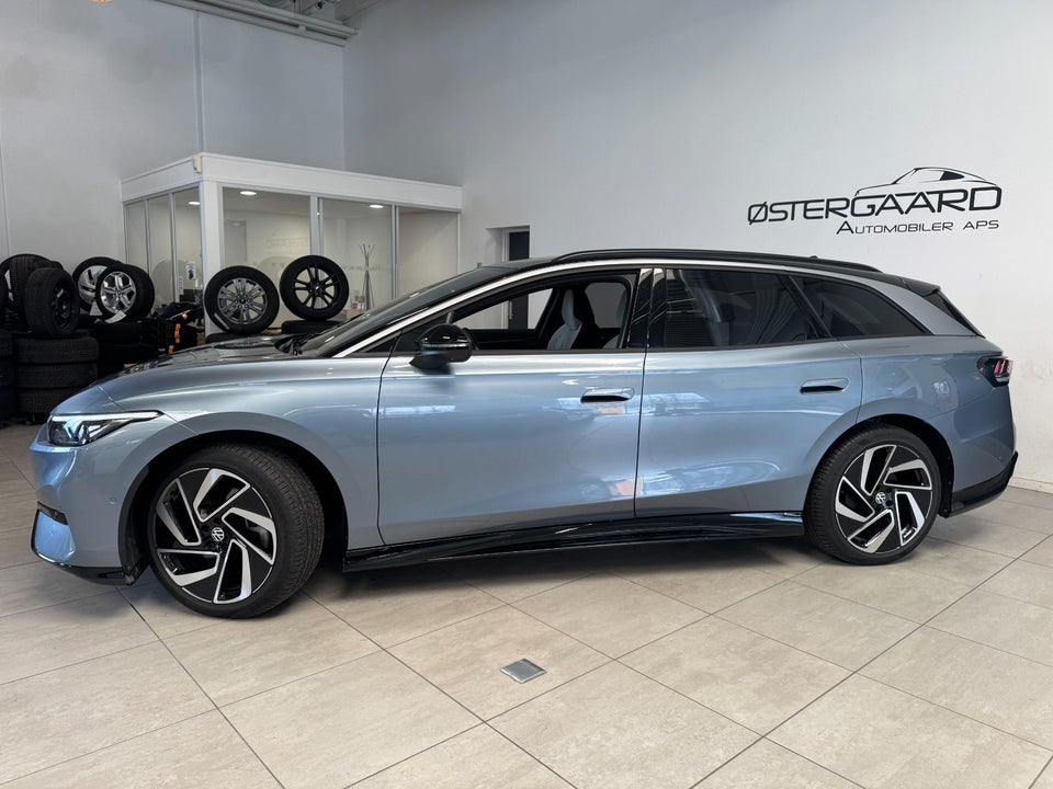 VW ID.7 77 Style+ Tourer 5d