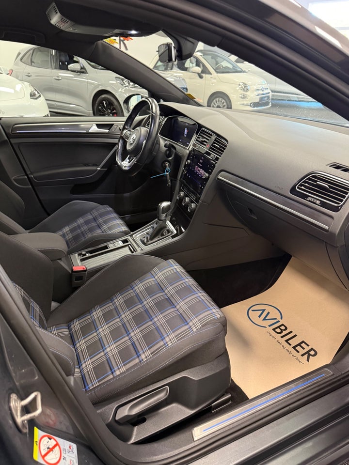 VW Golf VII 1,4 GTE DSG 5d