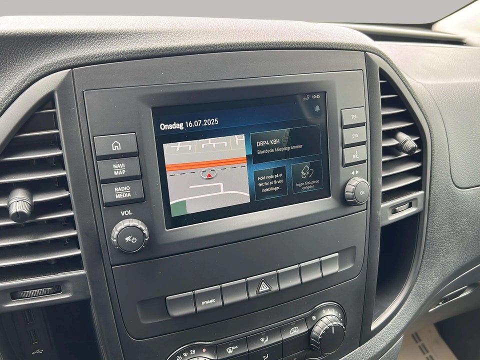 Mercedes eVito 129 Tourer PRO L Van