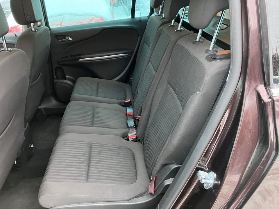 Opel Zafira Tourer 1,4 T 140 Enjoy 7prs 5d