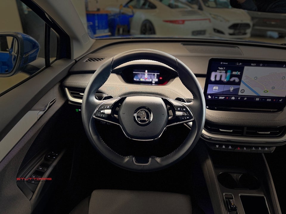 Skoda Enyaq 80 iV Loft 5d