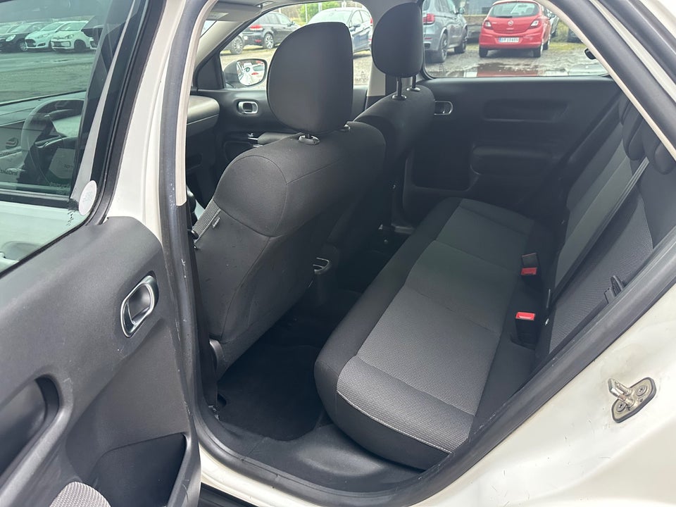 Citroën C4 Cactus 1,2 PureTech 82 Feel 5d