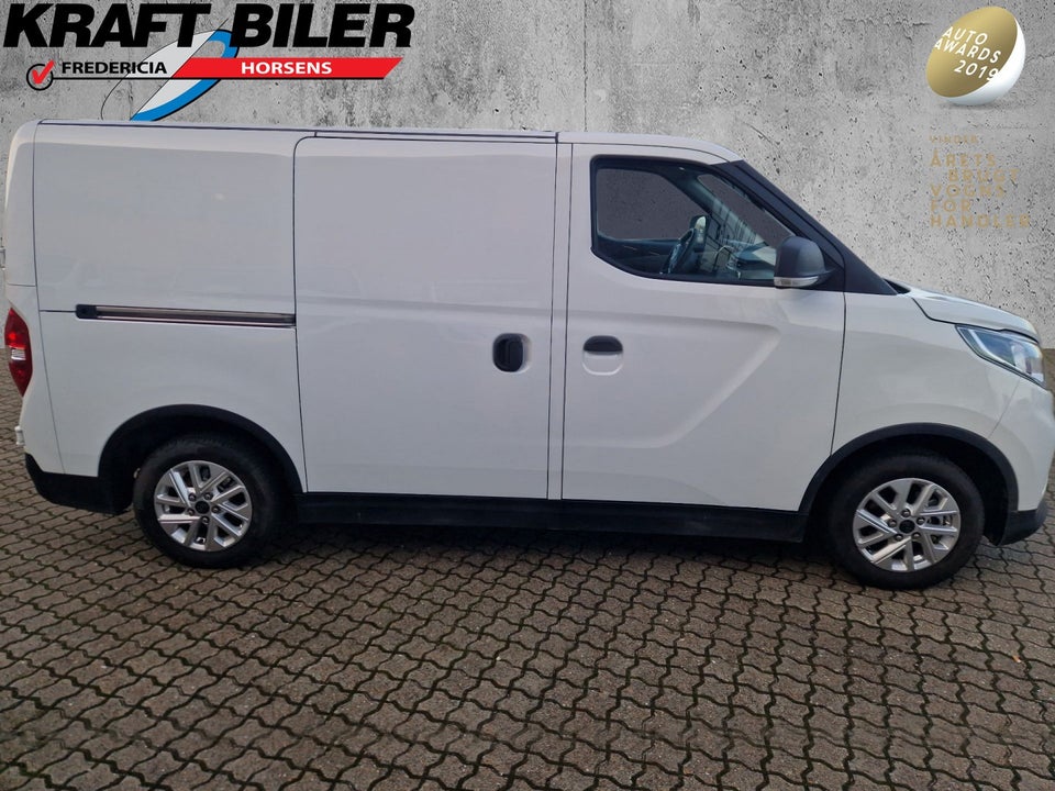 Maxus e-Deliver 3 35 Cargo Van SWB