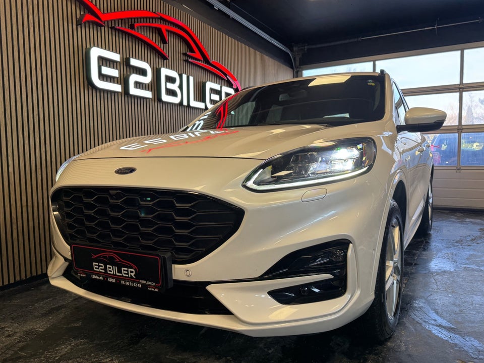 Ford Kuga 2,5 PHEV ST-Line X CVT 5d